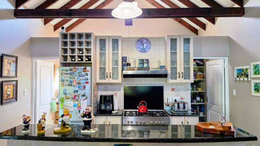 3 Bedroom Property for Sale in Brenton On Lake Western Cape
